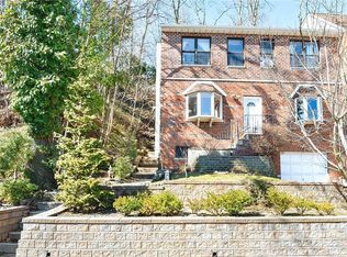 5429 Post Rd, Bronx, NY 10471