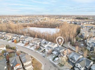 21917 95a Ave NW, Edmonton, AB T5T 3Y6