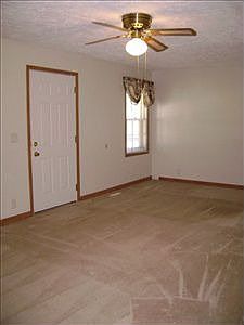 1st image of 7638 S 41st St