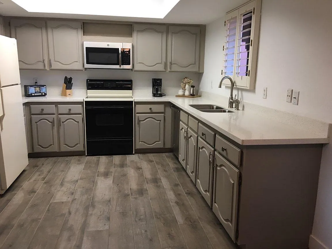 1 bed, 850 sqft, $1,575 — Photo 4