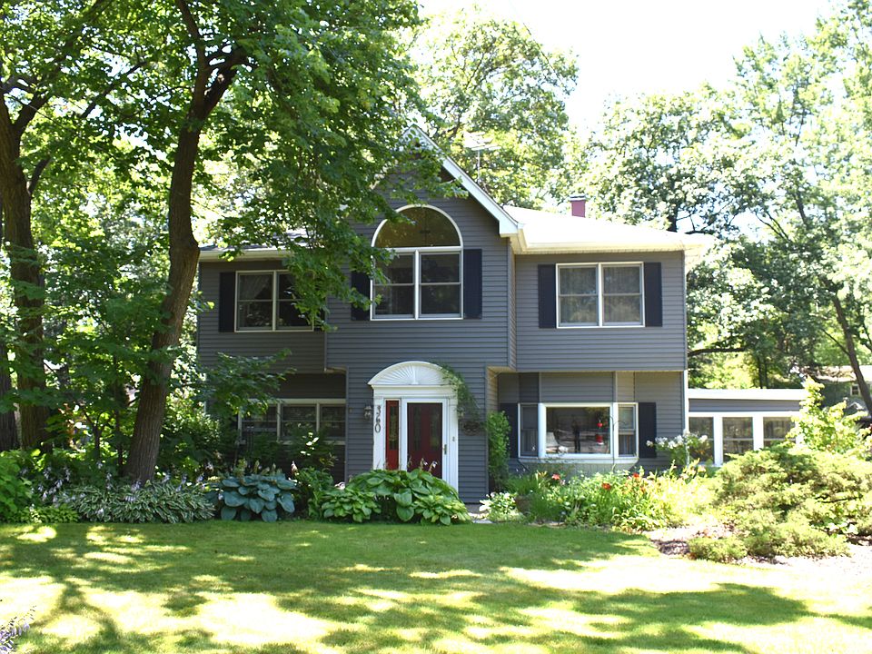1st image of 360 N Ferndale Ave