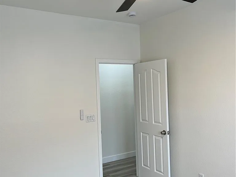 7724 Rye Canyon Dr — Photo 35