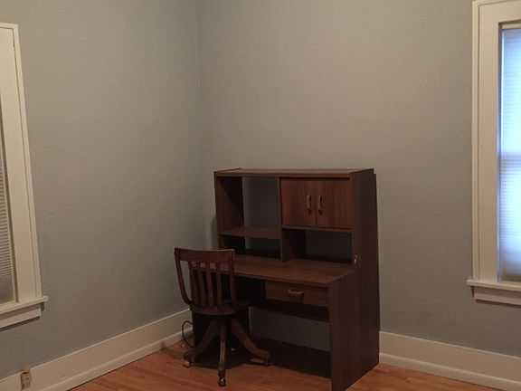 Newly painted BR/office