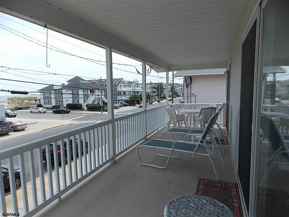 2nd image of 4442 Central Ave #C2