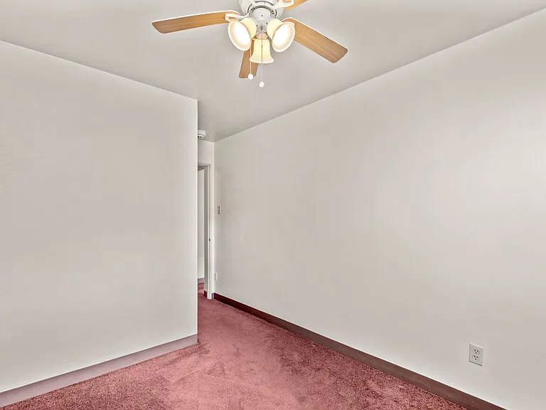 2117 Brownsville Road — Photo 12