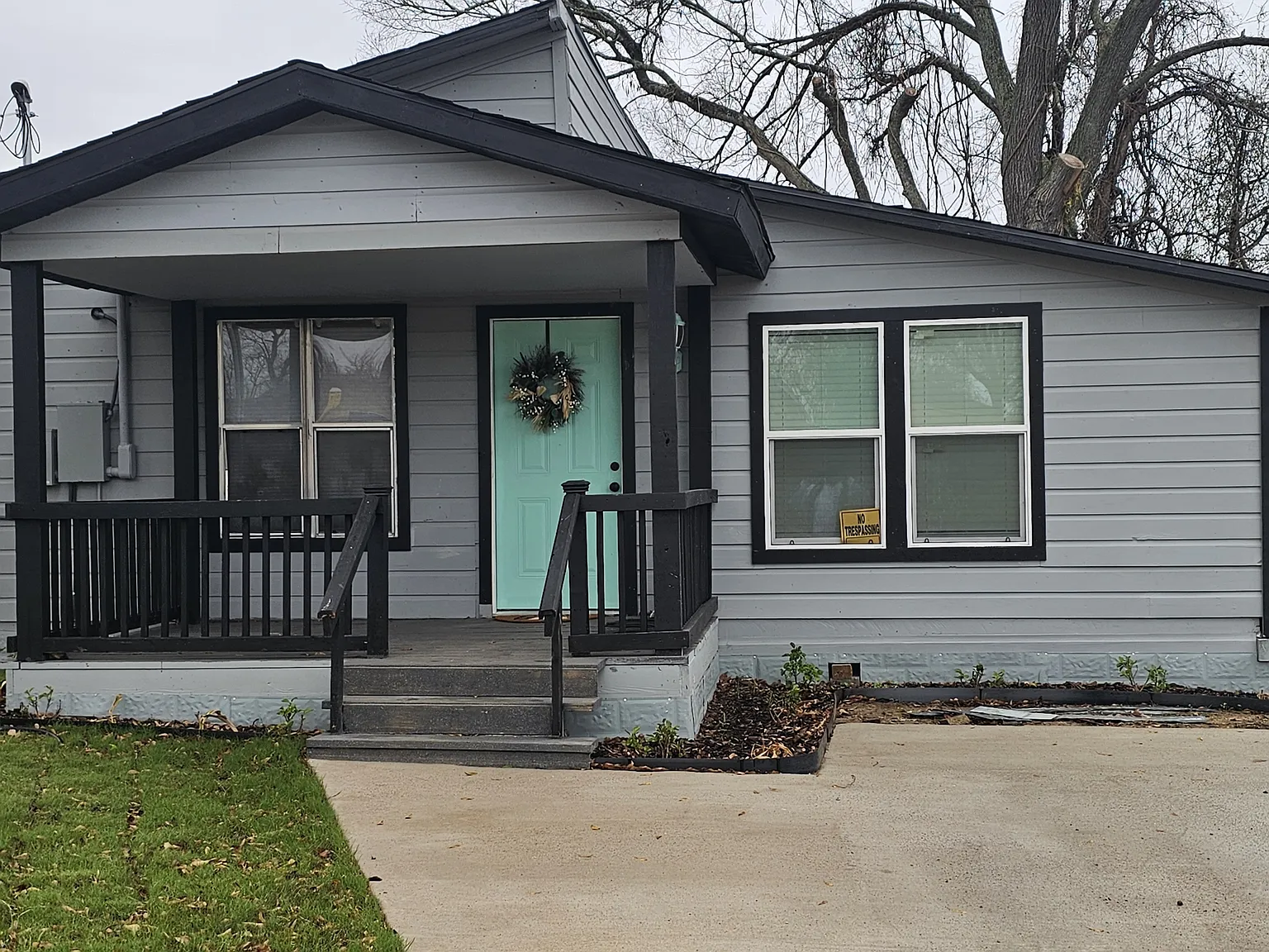 715 Sabine Street - 1 — Photo 1