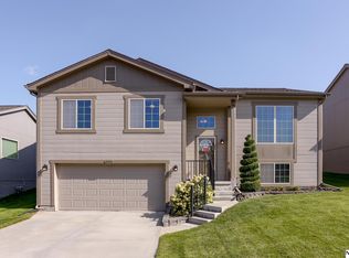 16406 Saratoga St, Omaha, NE 68116