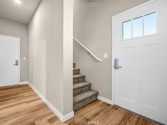 3rd image of 1336 Locust Ave #3