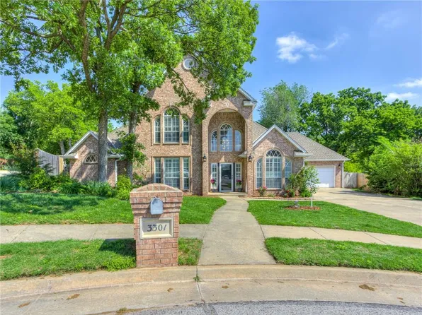 3301 Painted Desert Dr, Edmond, OK 73034