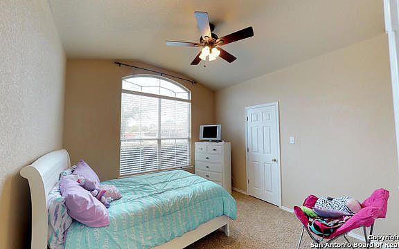 3rd image of 325 Loch Lomond Dr
