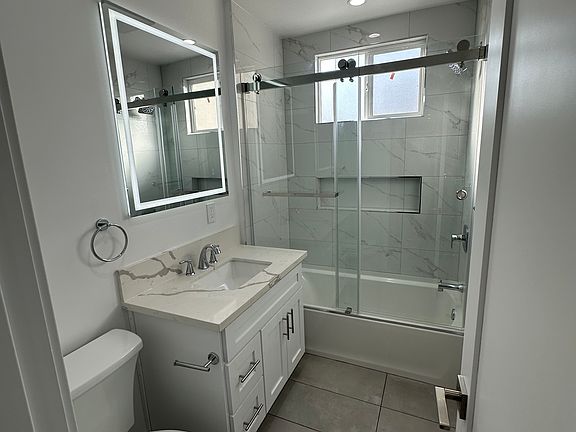4th image of 8360 Blackburn Ave #4B