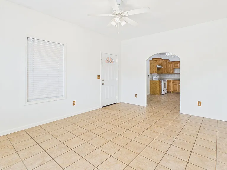 745 N Aldredge St #A — Photo 8
