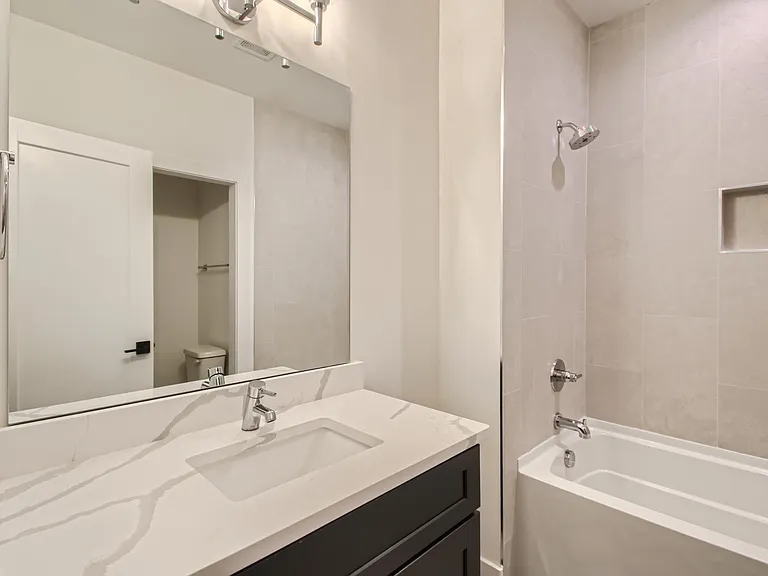 408 Serenity Ln — Photo 12