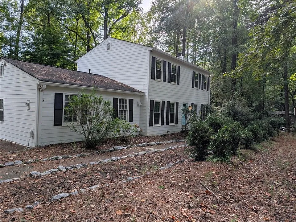 4008 Rock Mill Dr