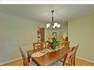4th image of 21962 Woodbury Dr