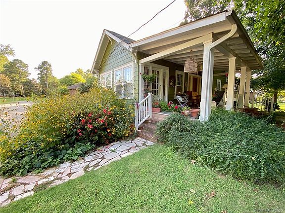 3rd image of 601 Maupin Ave