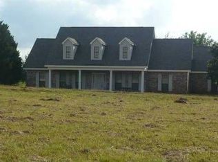 219 Hummingbird Ln, Pike Road, AL 36064