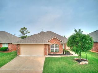 2109 Bradford Way, Edmond, OK 73003