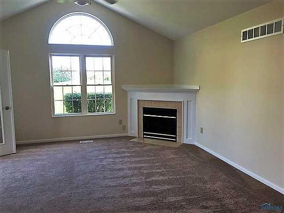 2nd image of 164 Summerfield Blvd