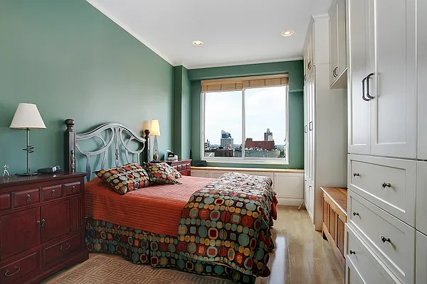 Sold by Corcoran | media 12