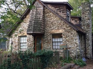1326 Muscatine Ave, Iowa City, IA
