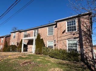 3221 Kemmons Dr #3, Louisville, KY 40218
