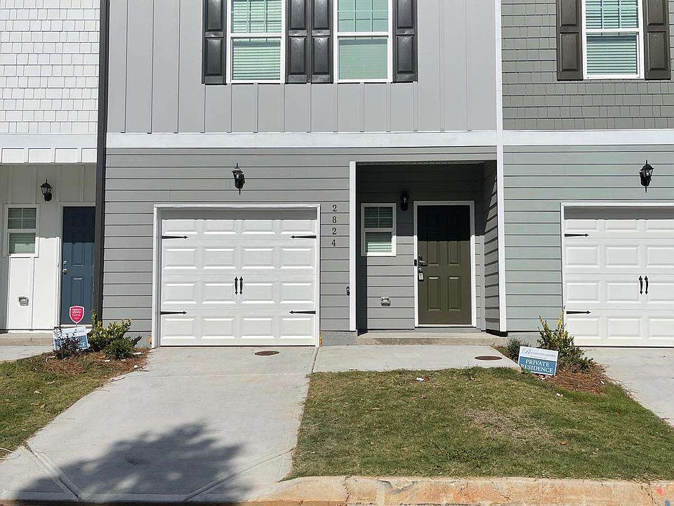 1st image of 2824 Hillside Way