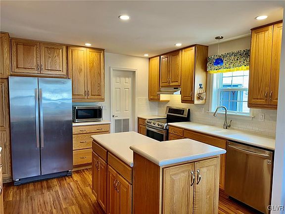 5th image of 630 Rosecliff Dr