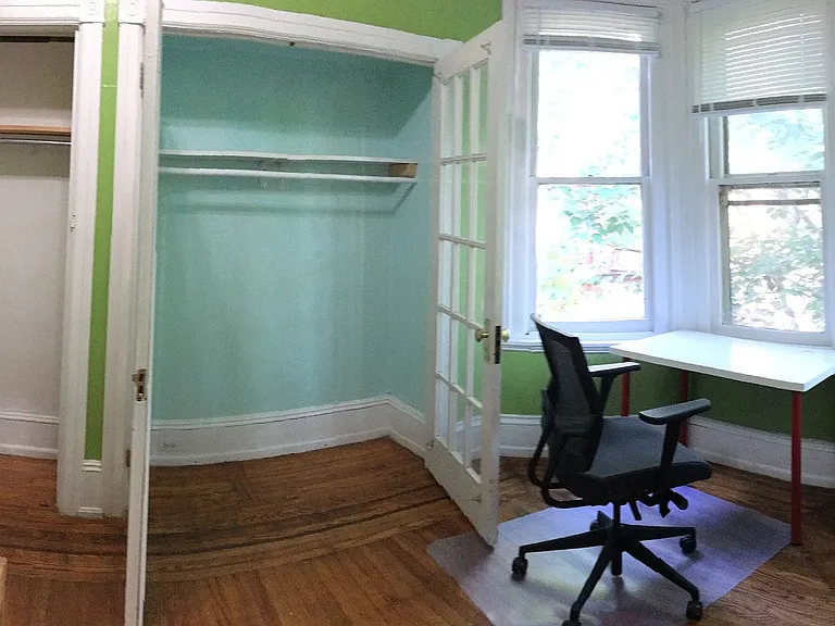 407 S 43rd St #1 — Photo 3