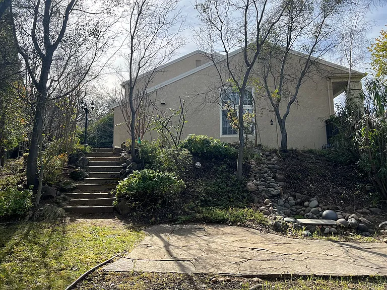 9307 Swan Lake Dr — Photo 10