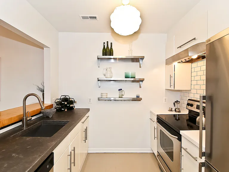 24 Logan Cir NW #6 — Photo 11