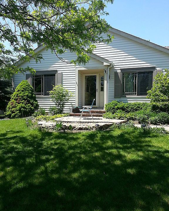 1st image of 212 Saratoga Ct