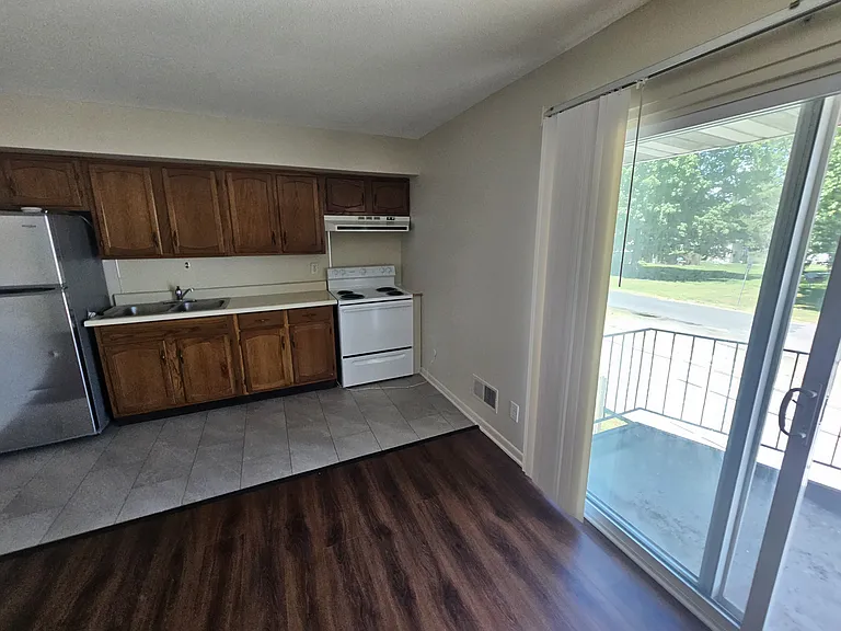 5317 Jackman Rd #15B — Photo 5