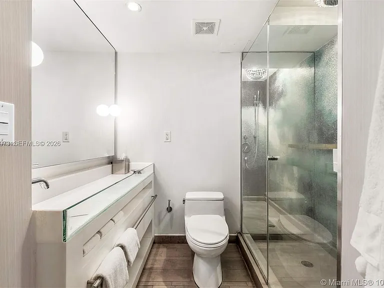 1100 West Ave #517 — Photo 20
