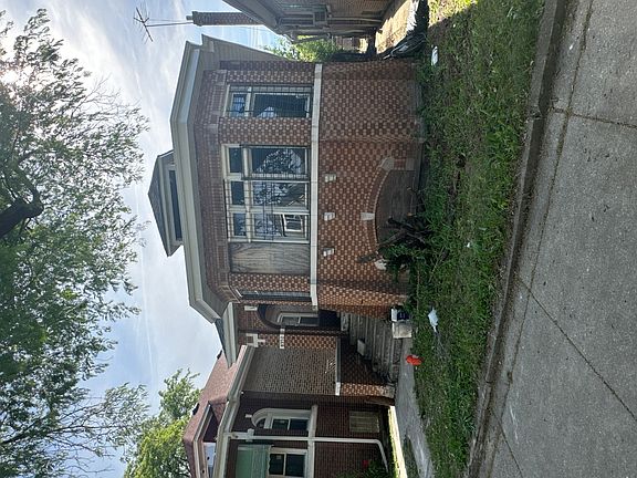 2nd image of 8350 S Green St