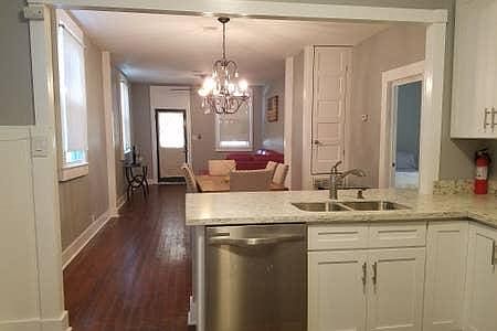 5th image of 2906 Saint Peter St