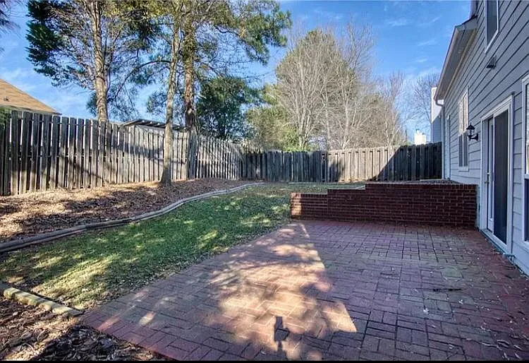 10760 Mortons Xing — Photo 14