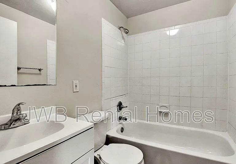 485 W 58th St — Photo 9