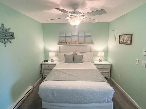 4th image of 1351 Post Road #16