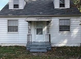 419 Garrison Ave, Cahokia, IL 62206