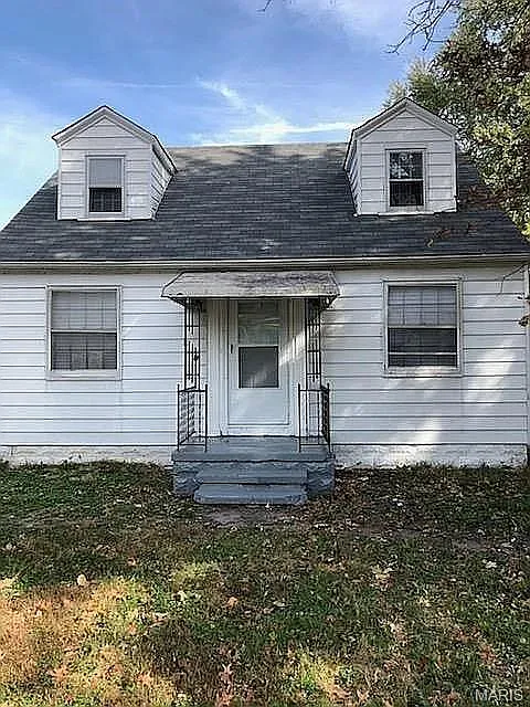 419 Garrison Ave photo 1