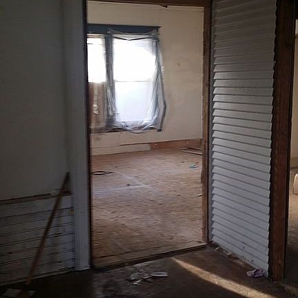 5th image of 1401 W 14th Ave