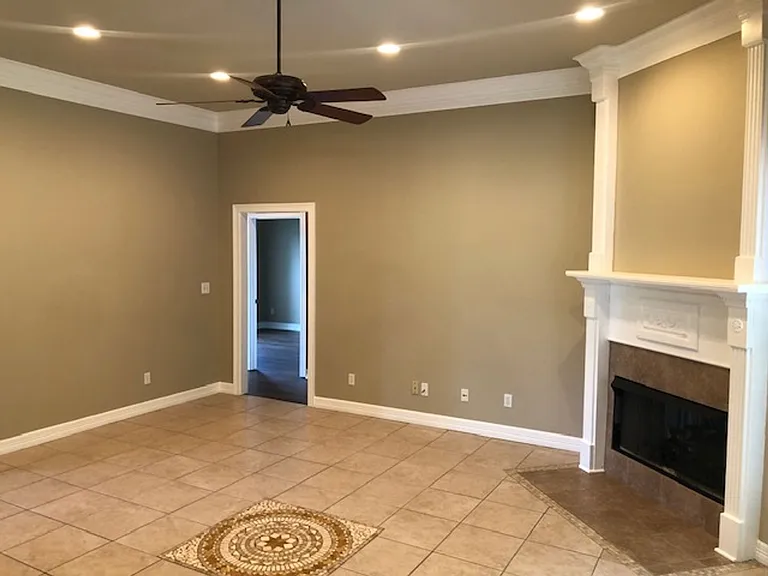 472 Grand Oaks Dr — Photo 8