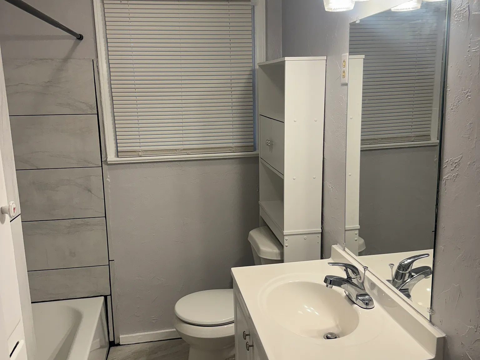 4 bed, 1133 sqft, $1,400 — Photo 2