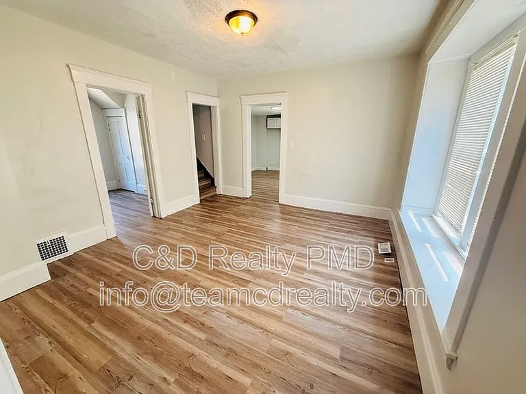 1209 E 167th St — Photo 22