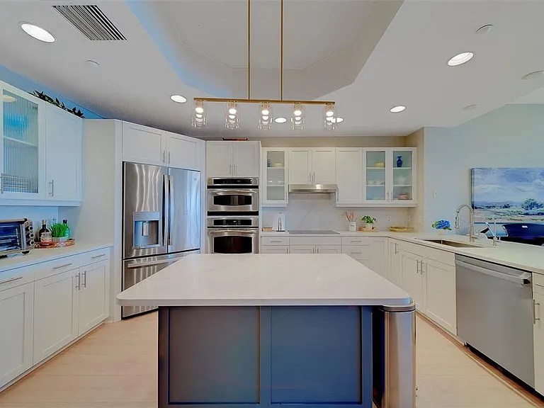 17735 Gulf Blvd #501 — Photo 7