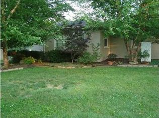 2911 Saint George Rd, Evansville, IN 47711