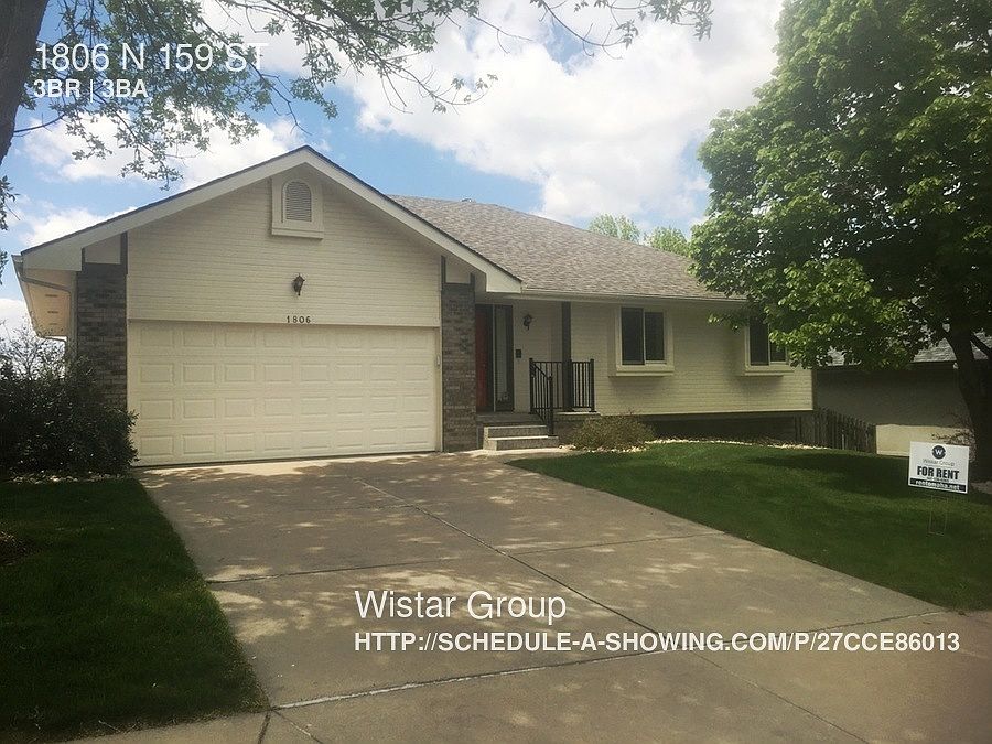 1st image of 1806 N 159th St