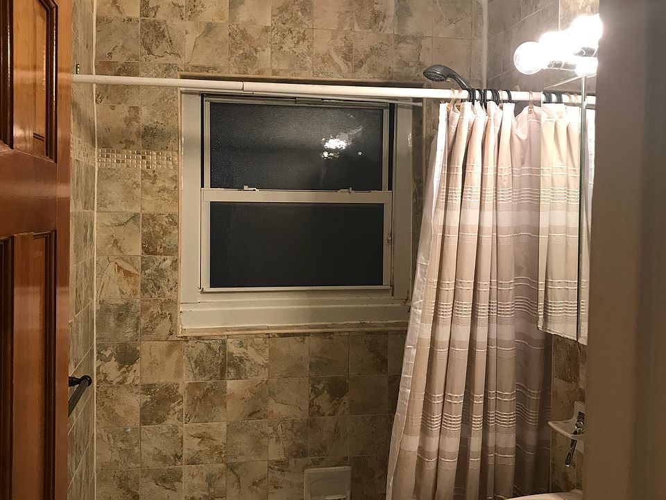 1st image of 14924 Melbourne Ave #439A