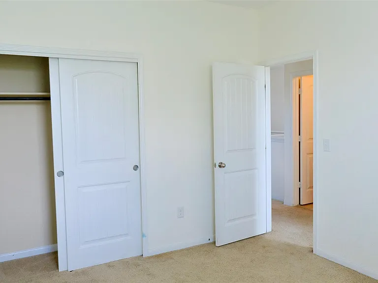 2880 Donnell Dr #801 — Photo 18